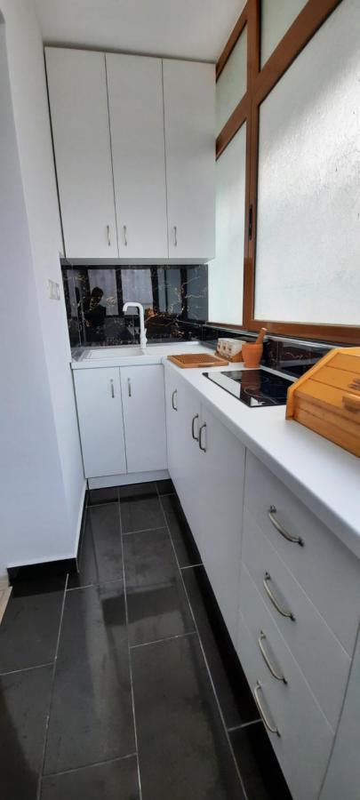 شقة Apartament Clara Përmet المظهر الخارجي الصورة